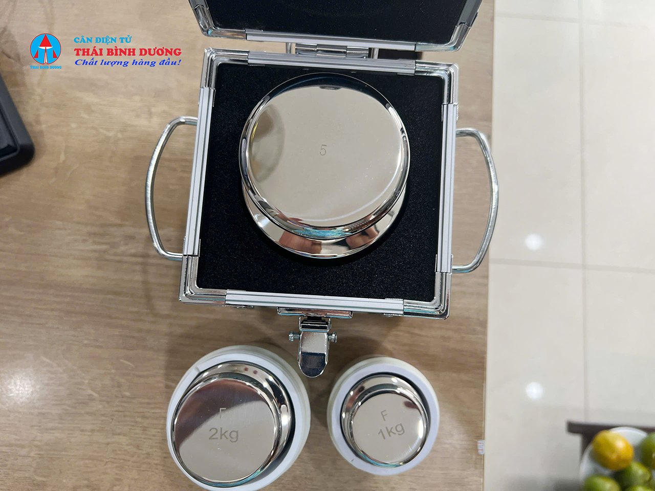 quả cân chuẩn F1 1kg 3