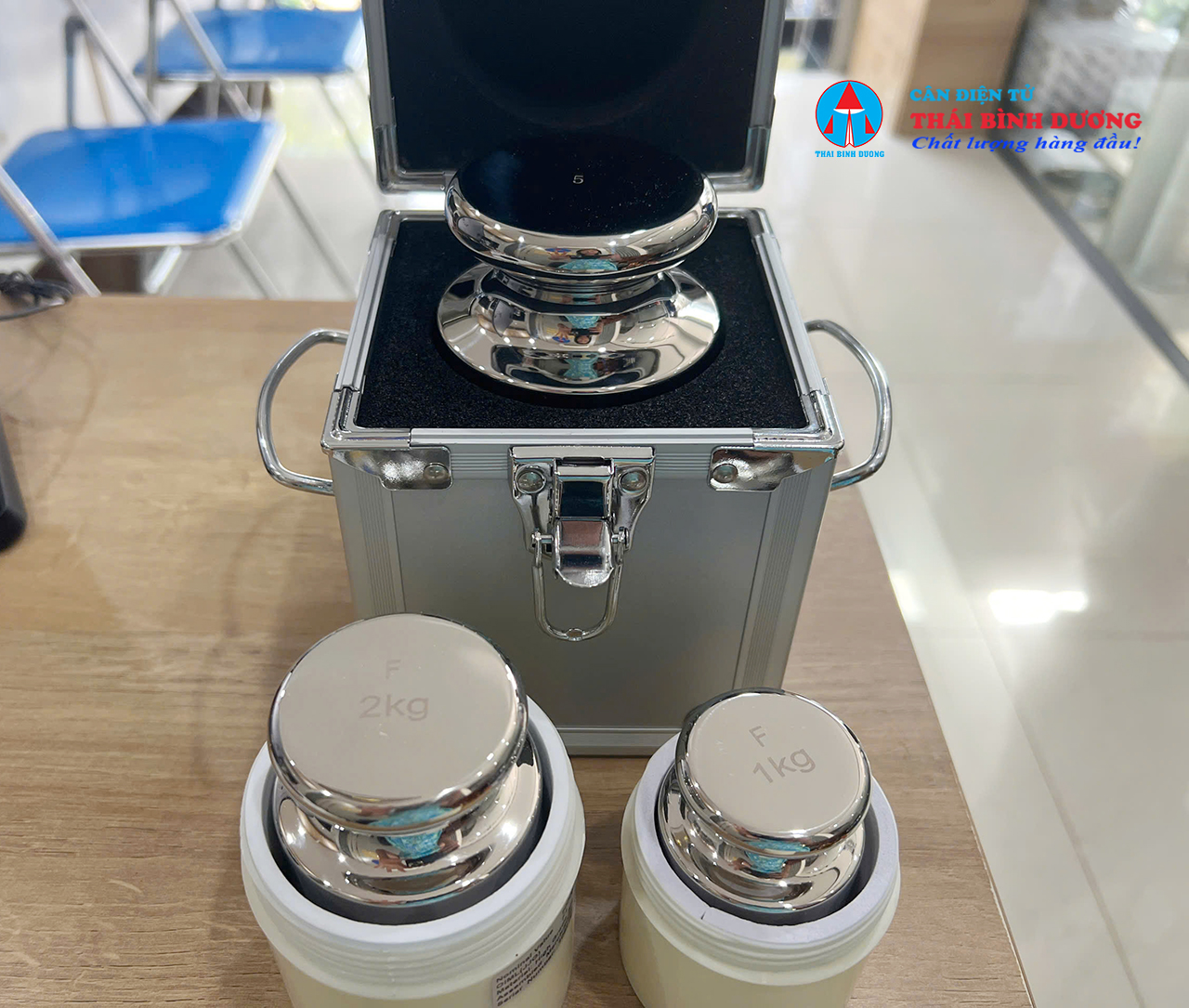 quả cân chuẩn F1 1kg 2