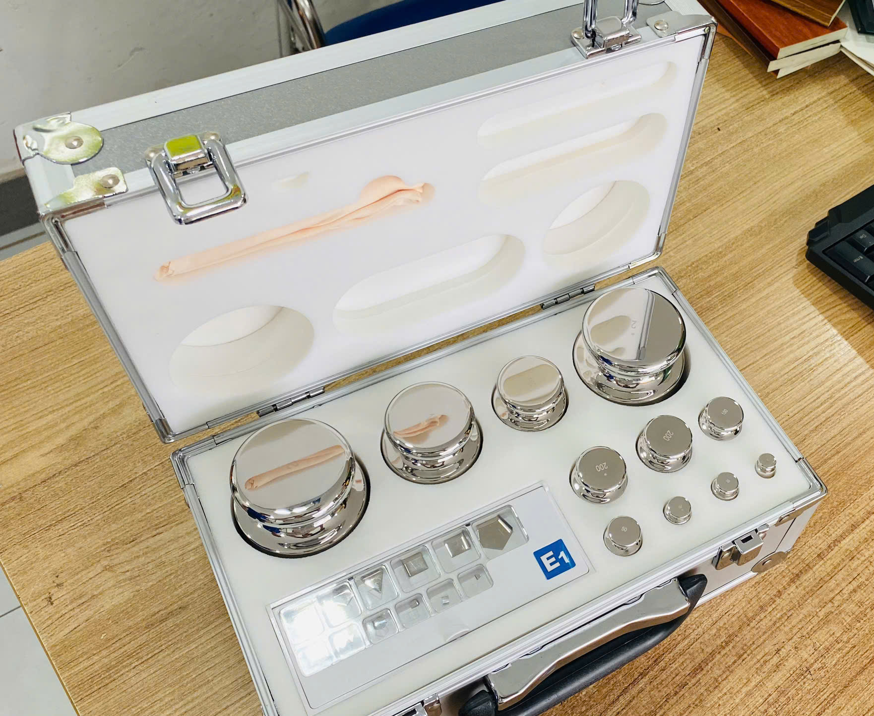 Bộ quả cân chuẩn E1 3